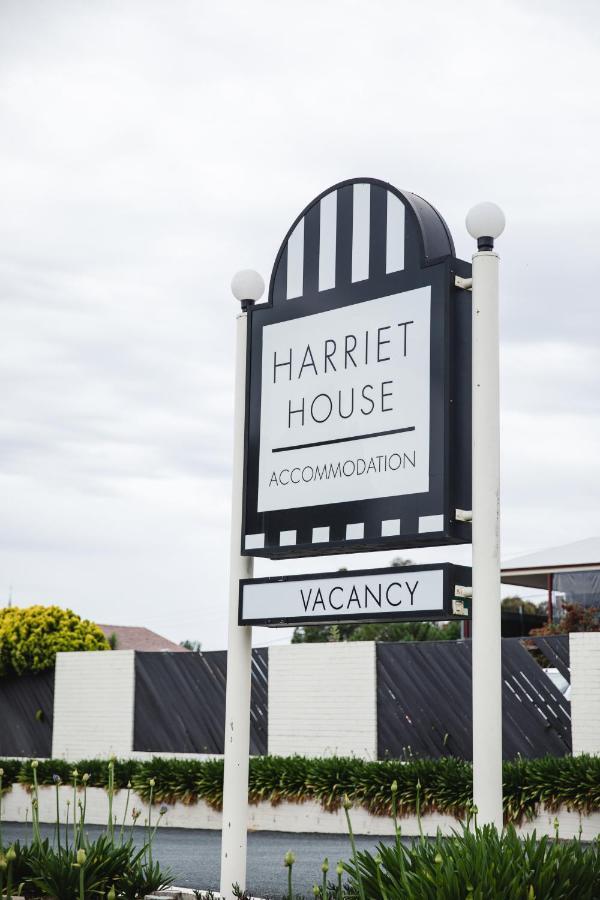 Motel Harriet House Tumut Exterior foto