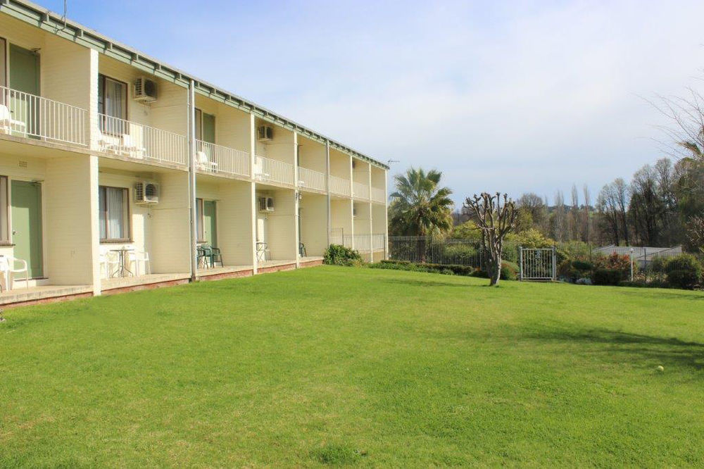 Motel Harriet House Tumut Exterior foto