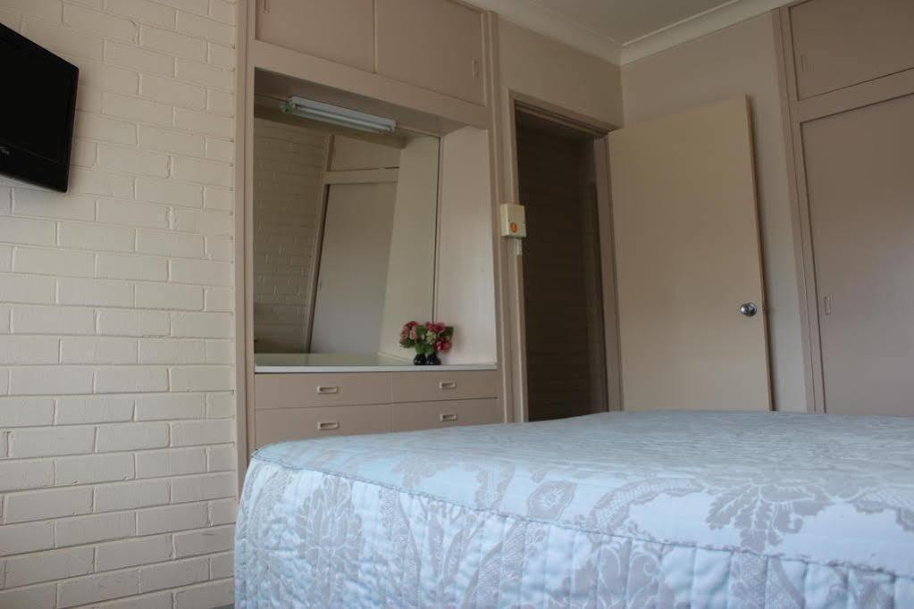 Motel Harriet House Tumut Exterior foto